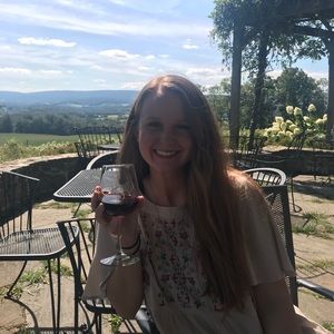 Meet your Posher, Kim